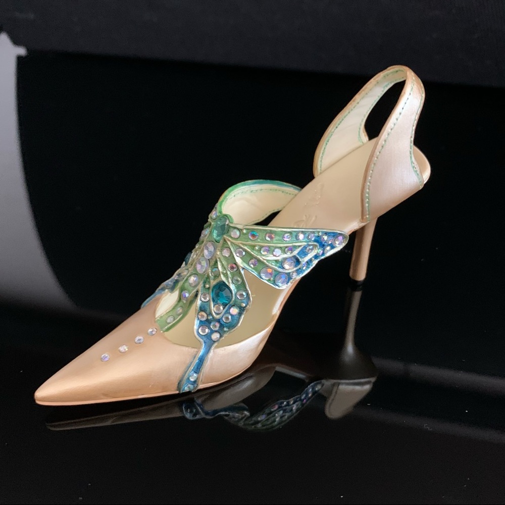 Just The Right Shoe Willitts Raine Wind Sprite